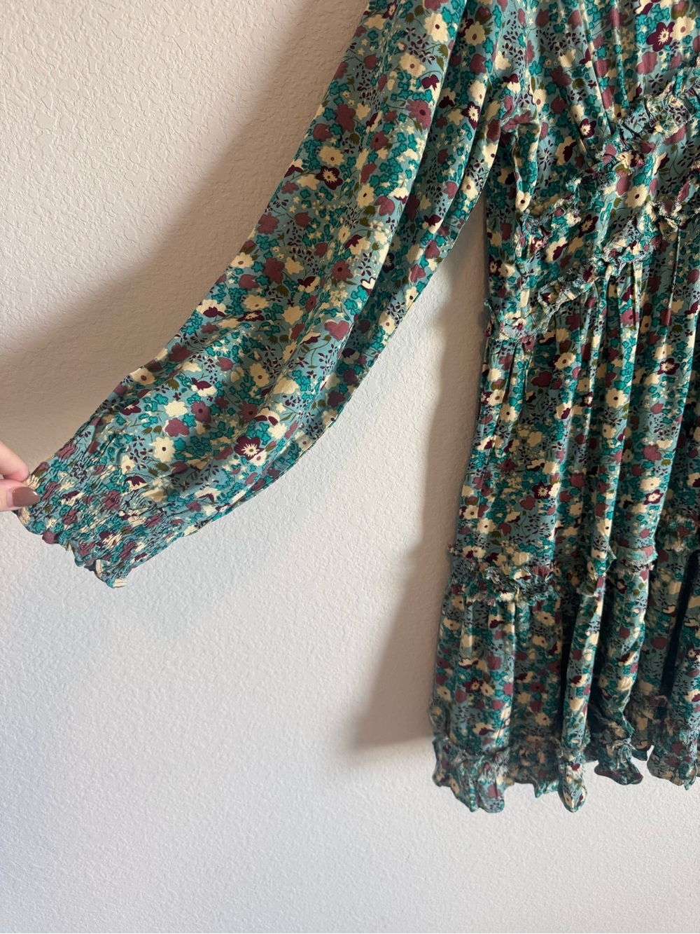 Natural Life Blue Floral Tiered Raw Hem Boho Flowy Festival Mini Dress Size S - Picture 3 of 8